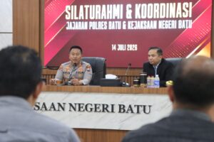 Kapolres Batu Lakukan Silaturahmi ke Kejari Batu, Kuatkan Sinergitas Penegakan Hukum